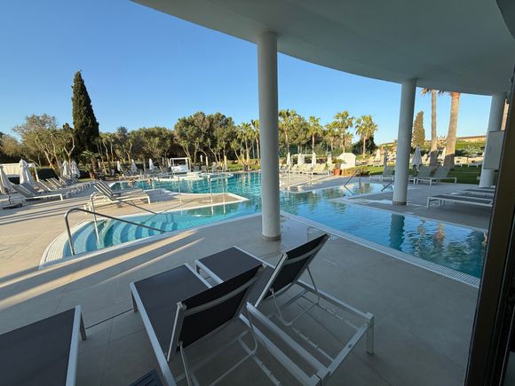 The outdoor secretion of the main pool near reception.