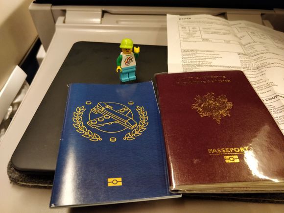 We are both ready for passport control !