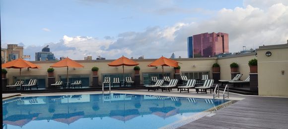 Rooftop pool 
