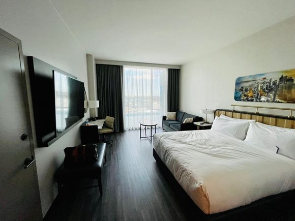 City view 1 king room 10th floor