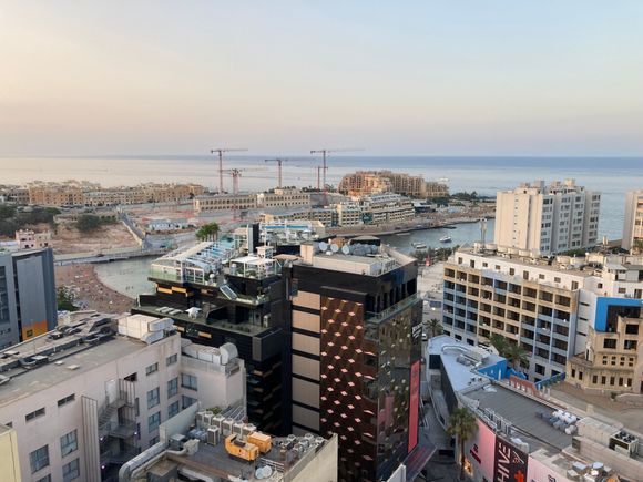 View on St.George's Bay .... there is to the east a better view ... but i cannot post the photo because the building next door has someone topless on the rooftop pool! Uh, Oh!