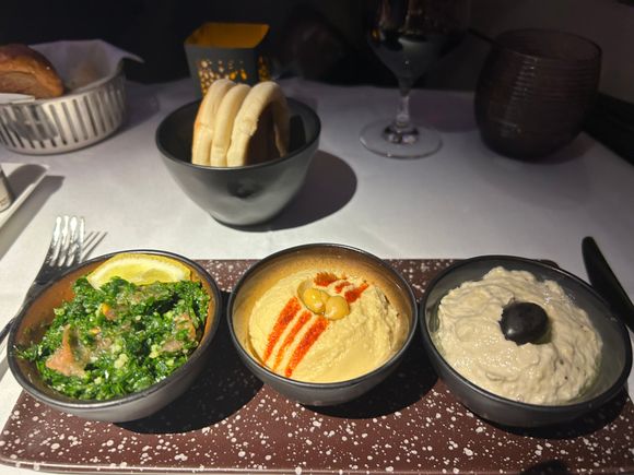 Qatari Mezze - lovely 