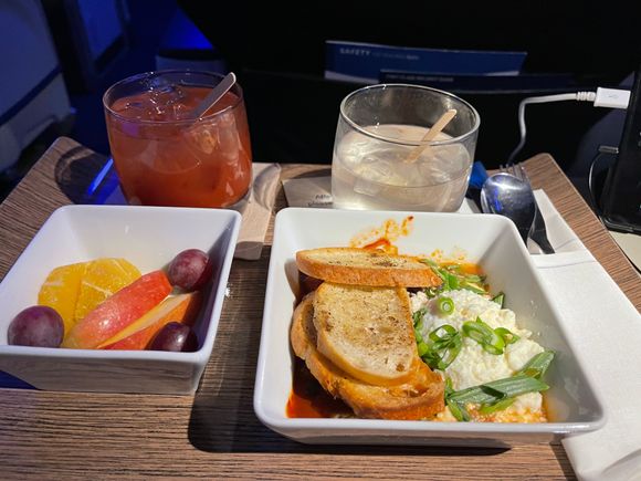 I had the Shakshouka on my flight 107, ANC-SEA yesterday. I agree with the other posters. I wish it was three times the size. Awesomely delicious!!!