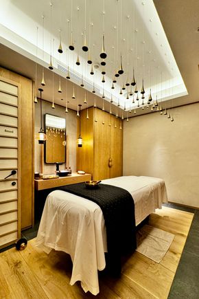 Spa Treatment Room (Room Sound)