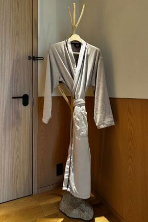 Bathrobe 
