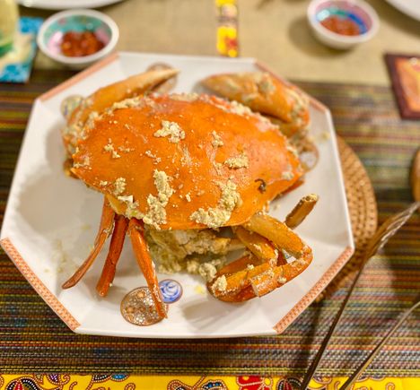 Crab with salted egg