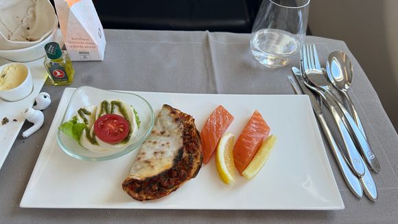 Long haul mezze - tomato mozzarella, lamacun, salmon 