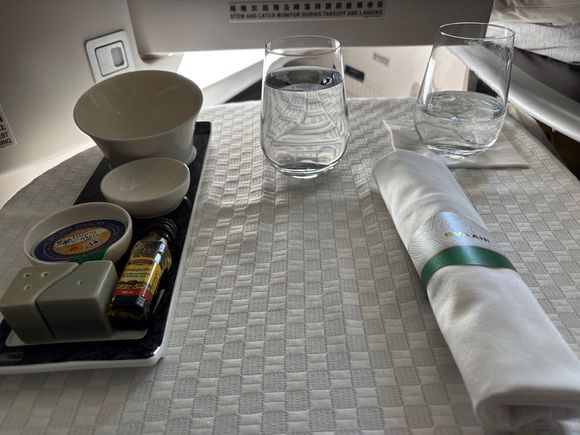 Nice set up - nothing served from a tray.