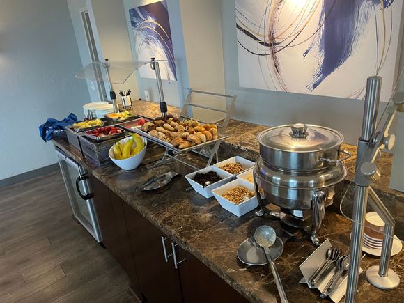Nice breakfast spread, too. All complimentary. 