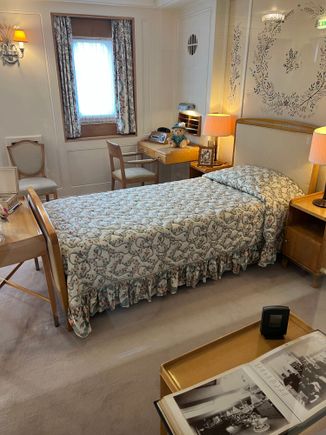 The Queen's bedroom.