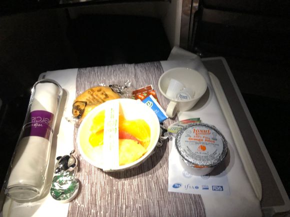 The breakfast setup before landing in LHR