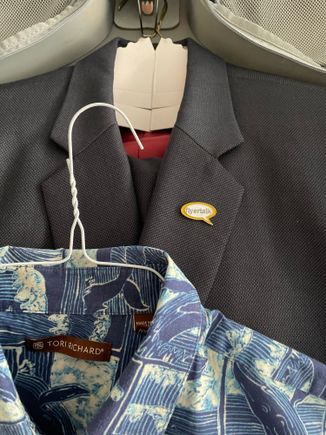 I wore an aloha shirt to honor Chuck’s ministry there and the love he and Barbara came to have for Hawaii. I made sure FlyerTalk was also represented.