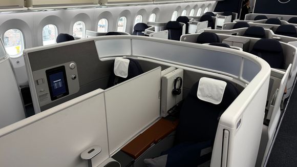Middle suite seats, with partition closed. 