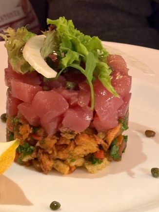 TARTARE DI TONNO

Yellowfin tuna tartare with grilled yellow peppers, pangrattato, capers and Amalfi lemon
20