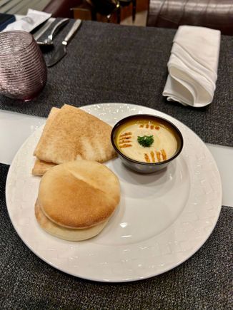 Dinner time at Al Mourjan Business Class Lounge