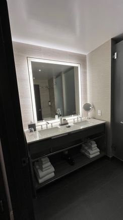 Deer Valley Suite Bathroom