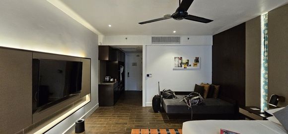Room View, including futon