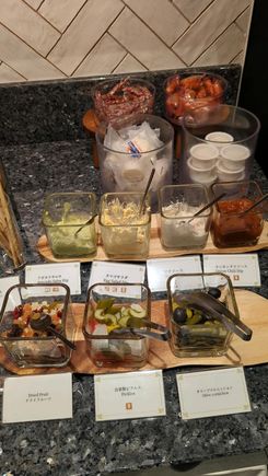 Lounge Buffet