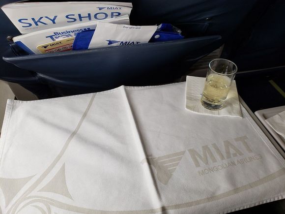 The tablecloths were very nice (unlike the sparkling wine)