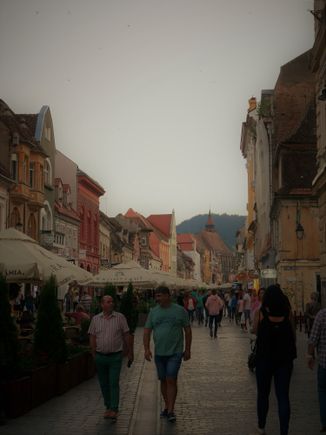 Crowded. Market Square, Old Town.