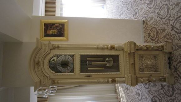 Presidential Suite - Old-style Pendulum