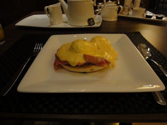 CCR Eggs Benedict
