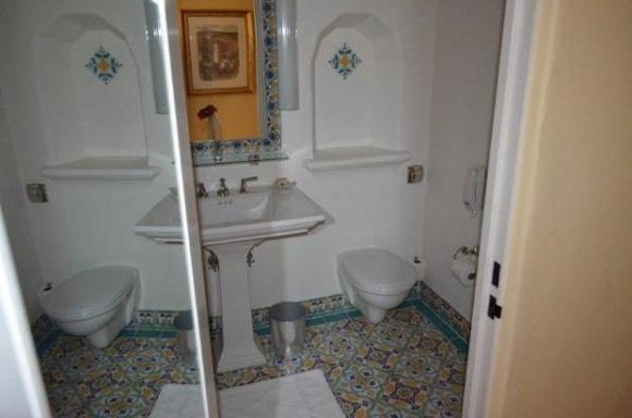 2245 SB Four Seasons