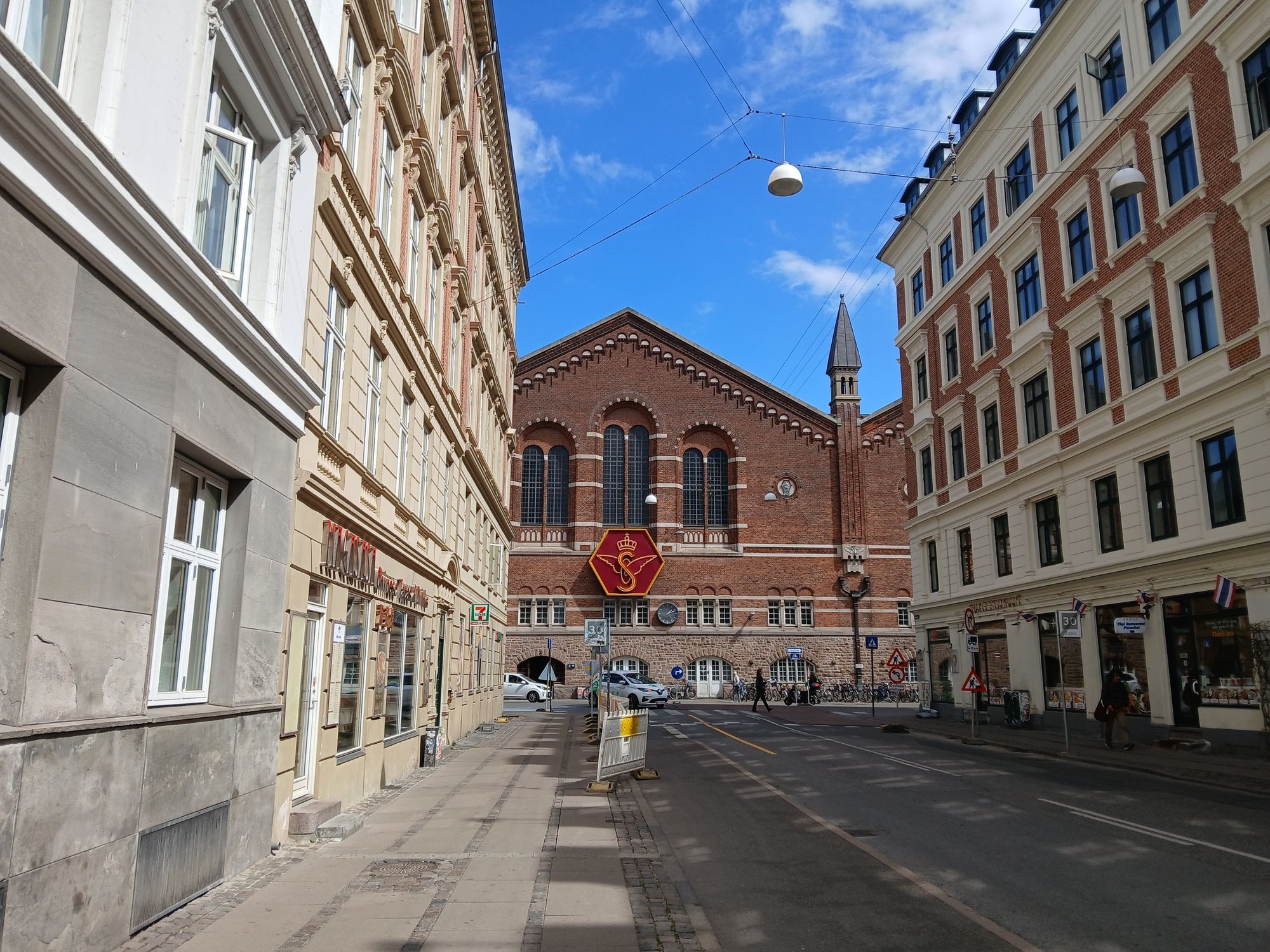 Heading back to Copenhagen Central Station, for the airport train