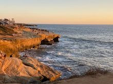 Sunset Cliffs, San Diego. View from our hotel.

We had a great day in this neighborhood, beach’s but not commercial at all. Excellent eggs Benedict with greens for breakfast a block from us.

Spent the day near the hotel, watching the ocean, the seals, swimming and enjoy ing the neighborhood.

We went to Point Loma Seafoods which had a huge selection of fresh and hose smoked fish, beautiful, and by far the largest selection  I’ve ever seen except In marseille. 

The prepared food was u
