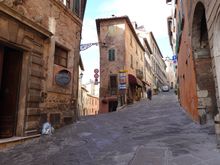 A little further on, it gets steeper still. Here, Borgo Buio splits off from the Corso