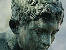 The locale of 'Mercury's seat' (Hermes rest) is a peaceful, remote corner well-worth seeking out. Not for nothing is a bench placed there under a shady oak. But one mom with her 20ish daughter apparently didn't get the memo. Mom invaded that spot with all the volume in the universe, LOUDLY reading text about the statue from a guidebook. Daughter was clearly embarrassed, there near Eva's Grotto and the Temple of Bacchus. Mrs Z made eyes at me then like, "Do you believe this woman's attitude?"