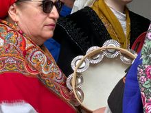 Tambourine accompanies traditional Celtic-inflected songs.