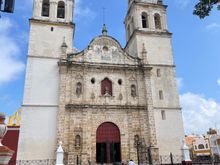 Iglesia de Nuestra Senora de la Purisma Concepcion. Or as we would say in the midwest, a big church