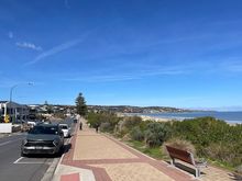 Gentle wide path with frequent seating 