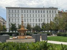 Scenes from our walking tour - Jozsef Nador Ter