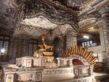 Altar, Khai Dinh Mausoleum