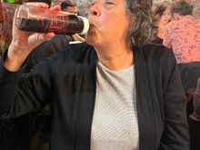 We had diner in Montmartre where our hotel is. The beverages were served in a bottle