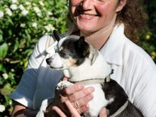 There, we met this friendly woman with her chien.