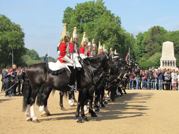Up close when 12 guards change