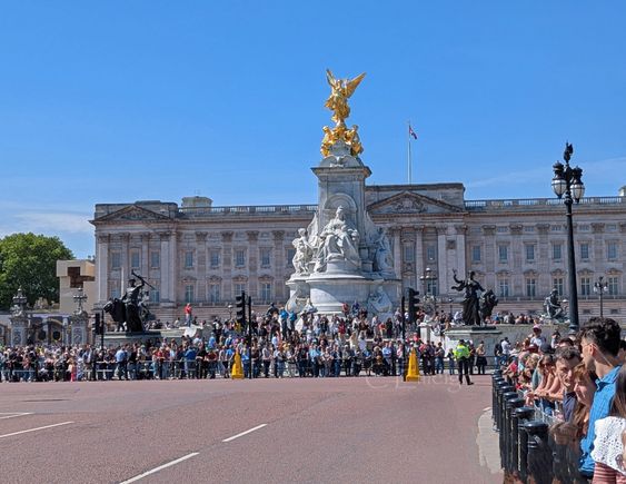 In front of Buckingham Palace