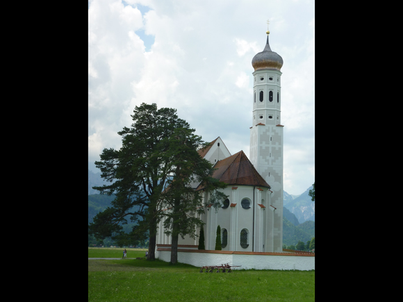 Passing the church on way to cablecar