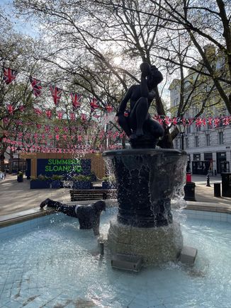 The guy in the fountain!