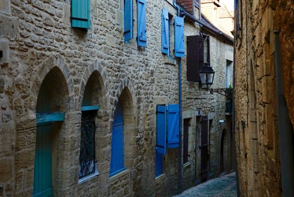 Sarlat above and below 
