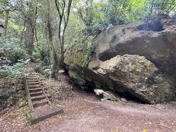 Our first stop was Paine's Ford, a popular spot for swimming, hiking and rock climbing. It was peaceful and quiet, with no one else there. We enjoyed the walk out for 10-15 minutes, until the rain turned from mist to an annoyance. 