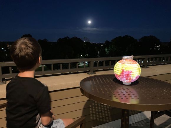 m-yk brought along his LED-operated lantern for mid-autumn festival