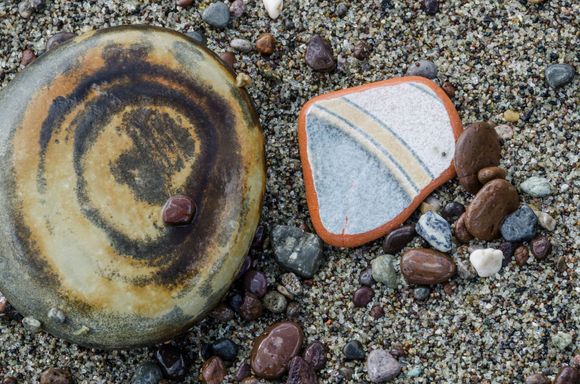 Maronti beach is the best for beachcombers. Italian law states that everything must be left in place.