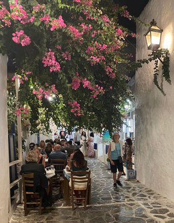 Plaka Taverna