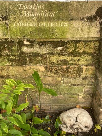 An impressive tribute in the cathedral garden.  Hodges’s predecessor. Can you see how fun I am to travel with?? I find ALL the cats. You are so welcome, Ziggy. 