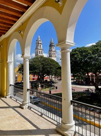 Looking at the Catedral from the Palacio