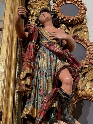 Close up on the restoration detail.